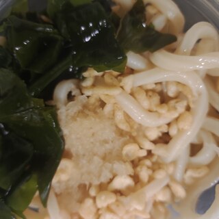 わかめと天かすと大根おろしのぶっかけうどん